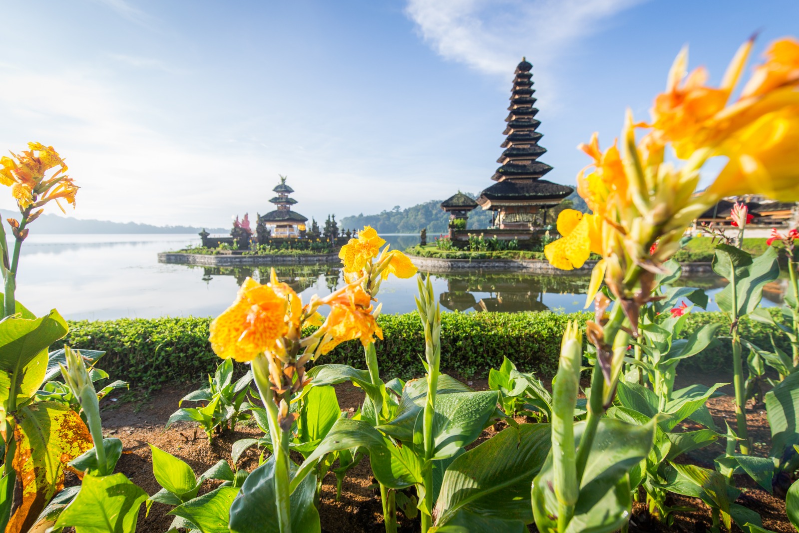 pura ulun danu beratan temple at sunrise in bali 2026 01 08 23 49 57 utc